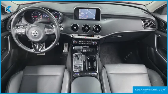 KIA STINGER 2.0 TURBO 2WD
