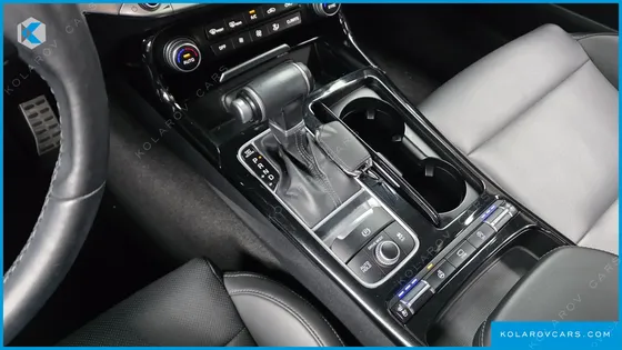 KIA STINGER 2.0 TURBO 2WD
