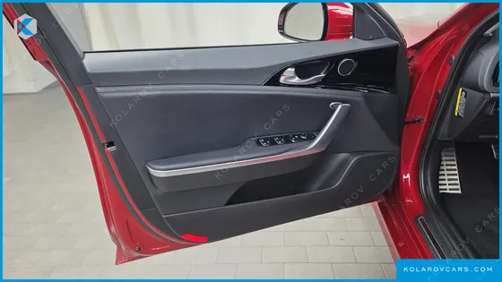 KIA STINGER 2.0 TURBO 2WD