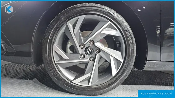 HYUNDAI ELANTRA (AVANTE) 1.6