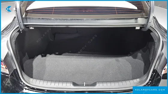 HYUNDAI ELANTRA (AVANTE) 1.6