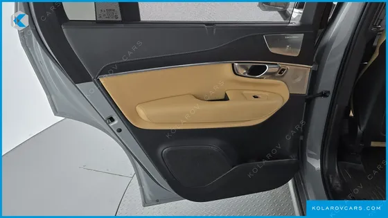 VOLVO XC90 B6 ULTIMATE BRIGHT