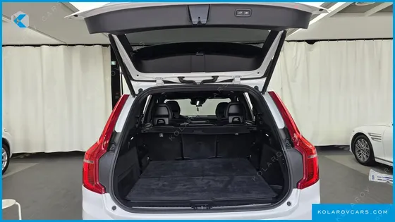 VOLVO XC90 D5 R-DESIGN
