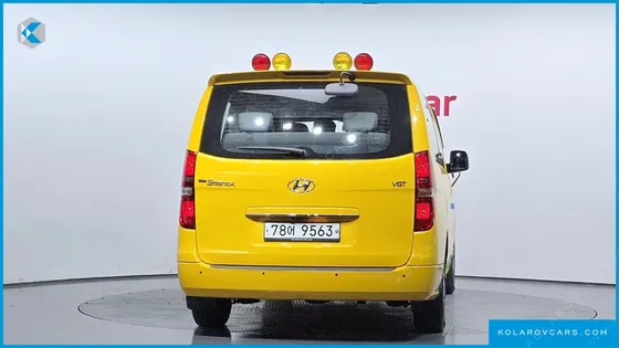 HYUNDAI STAREX GUARD CAR OF CHILDREN