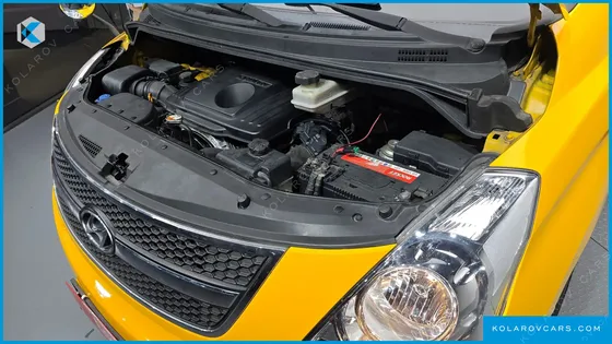 HYUNDAI STAREX GUARD CAR OF CHILDREN