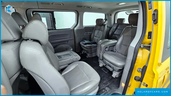 HYUNDAI STAREX GUARD CAR OF CHILDREN