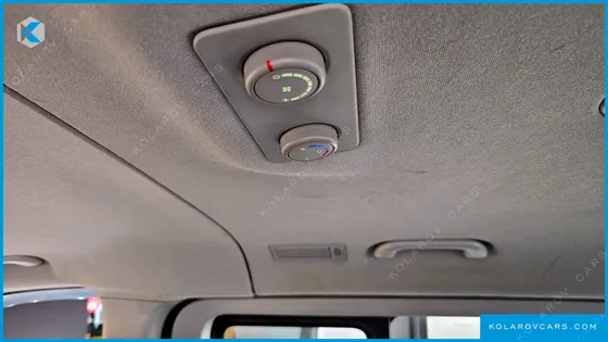 HYUNDAI STAREX GUARD CAR OF CHILDREN