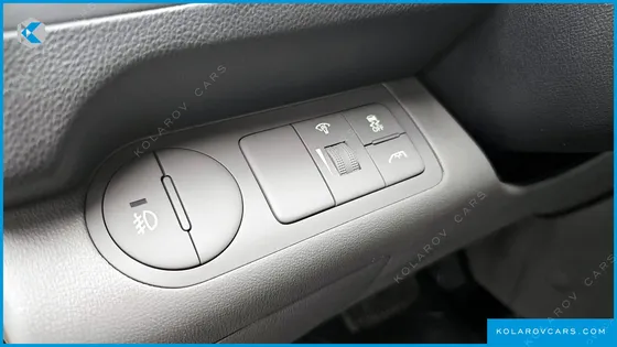HYUNDAI STAREX GUARD CAR OF CHILDREN