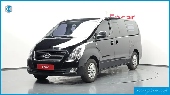 HYUNDAI STAREX 5-SEATER VAN