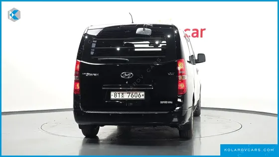 HYUNDAI STAREX 5-SEATER VAN