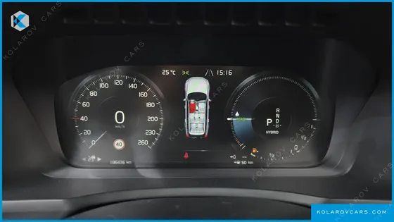 VOLVO XC90 T8 R-DESIGN HYBRID