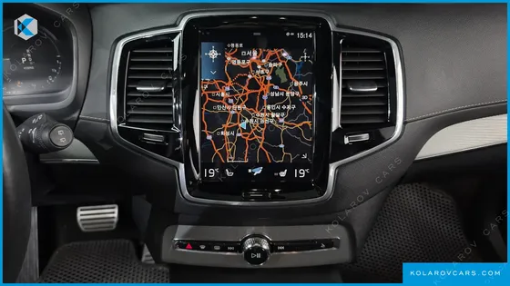 VOLVO XC90 T8 R-DESIGN HYBRID
