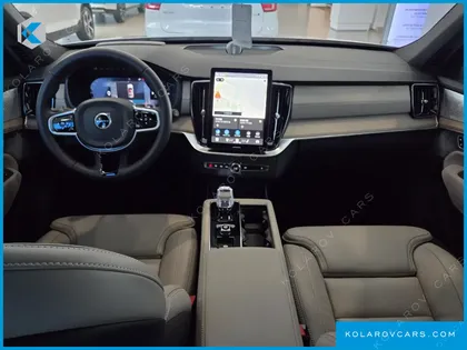 VOLVO XC90 T8 ULTRA BRIGHT HYBRID