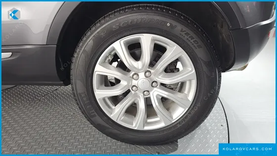 LAND ROVER RANGE ROVER EVOQUE 2.0 TD4 SE