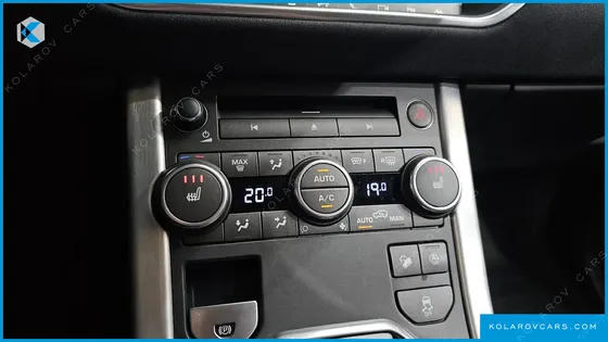 LAND ROVER RANGE ROVER EVOQUE 2.0 TD4 SE