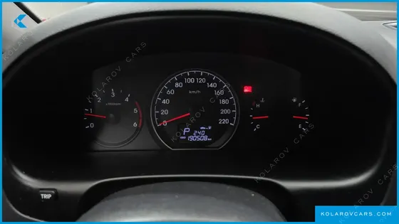 HYUNDAI STAREX 3-SEATER VAN