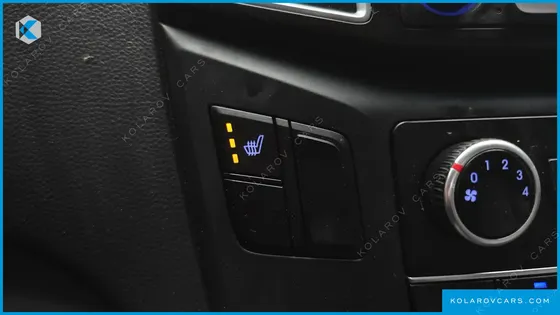 HYUNDAI STAREX 3-SEATER VAN