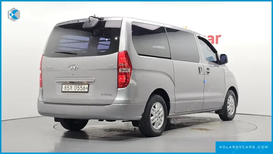 HYUNDAI STAREX 3-SEATER VAN