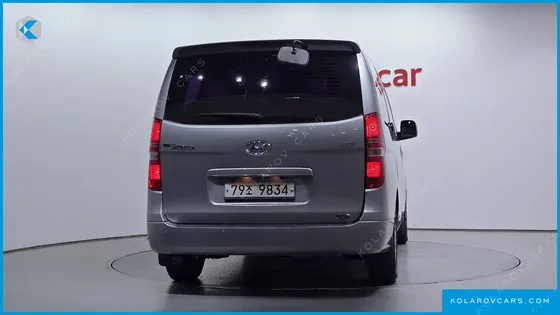 HYUNDAI STAREX 12-SEATER WAGON