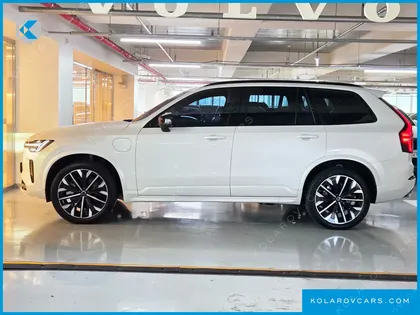 VOLVO XC90 T8 ULTRA DARK HYBRID
