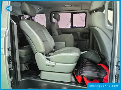 HYUNDAI STAREX 11-SEATER WAGON