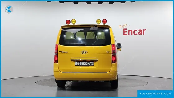 HYUNDAI STAREX GUARD CAR OF CHILDREN