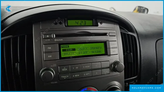 HYUNDAI STAREX GUARD CAR OF CHILDREN