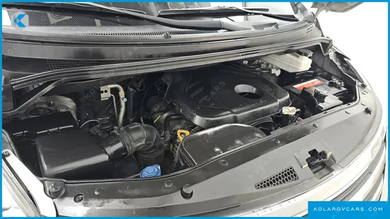 HYUNDAI STAREX 12-SEATER WAGON
