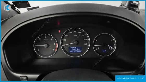 HYUNDAI STAREX 12-SEATER WAGON