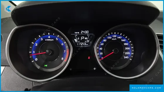 HYUNDAI ELANTRA (AVANTE) 1.6 GDI SMART