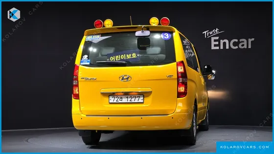 HYUNDAI STAREX GUARD CAR OF CHILDREN