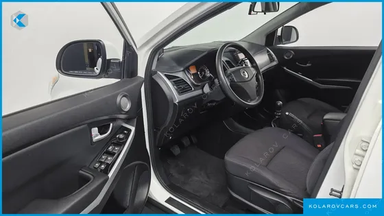 KGM - SSANGYONG KORANDO 2.0 CVS 2WD