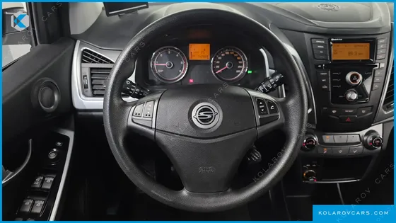 KGM - SSANGYONG KORANDO 2.0 CVS 2WD