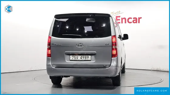 HYUNDAI STAREX 12-SEATER WAGON
