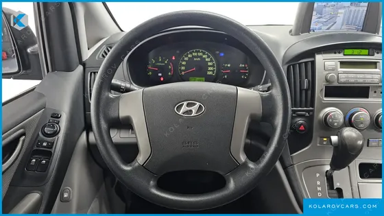 HYUNDAI STAREX 12-SEATER WAGON