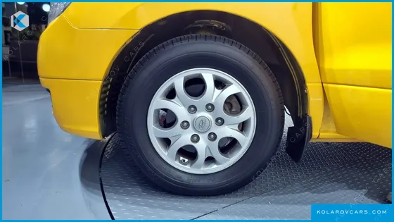 HYUNDAI STAREX GUARD CAR OF CHILDREN