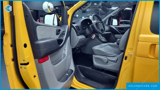 HYUNDAI STAREX GUARD CAR OF CHILDREN