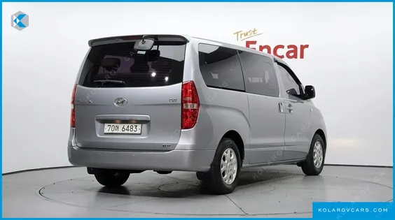 HYUNDAI STAREX 12-SEATER WAGON