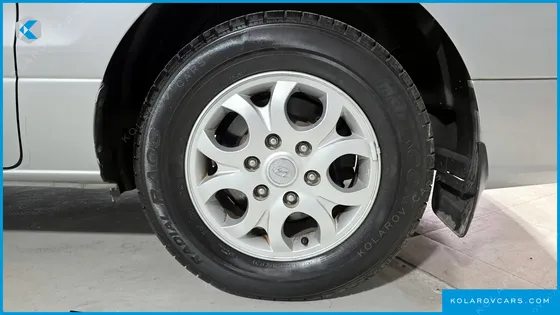 HYUNDAI STAREX 12-SEATER WAGON