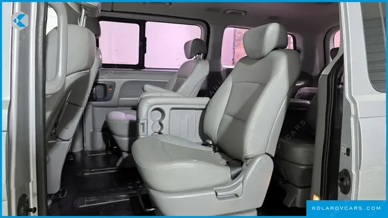 HYUNDAI STAREX 12-SEATER WAGON