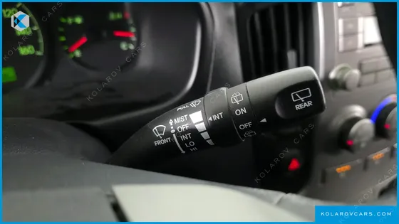 HYUNDAI STAREX 12-SEATER WAGON