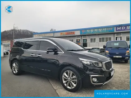 KIA CARNIVAL 7-SEATER LIMOUSINE