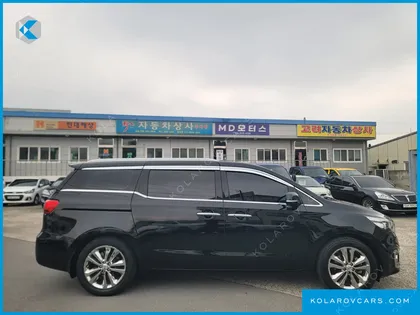 KIA CARNIVAL 7-SEATER LIMOUSINE