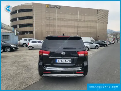 KIA CARNIVAL 7-SEATER LIMOUSINE