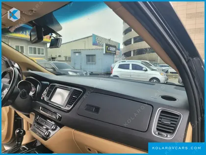 KIA CARNIVAL 7-SEATER LIMOUSINE