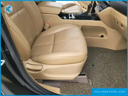 KIA CARNIVAL 7-SEATER LIMOUSINE