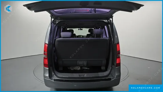 HYUNDAI STAREX 12-SEATER WAGON