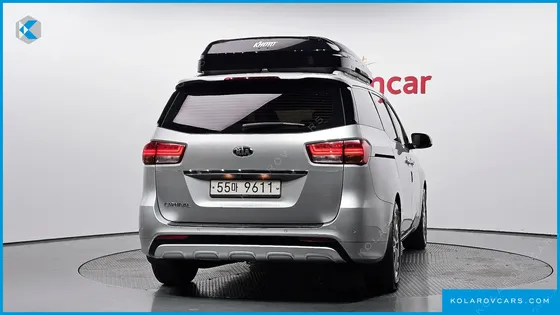 KIA CARNIVAL 9-SEATER NOBLESSE