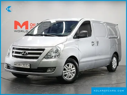HYUNDAI STAREX 3-SEATER VAN