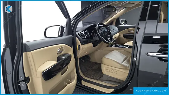 KIA CARNIVAL 9-SEATER HI-LIMOUSINE